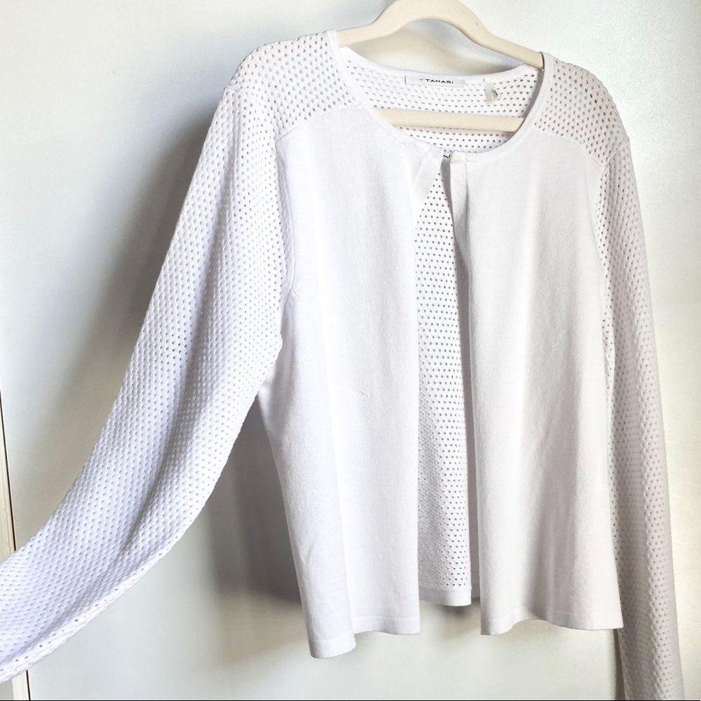 [NWoT] T Tahari Laser Cut Lightwgted Cardigan *NEW